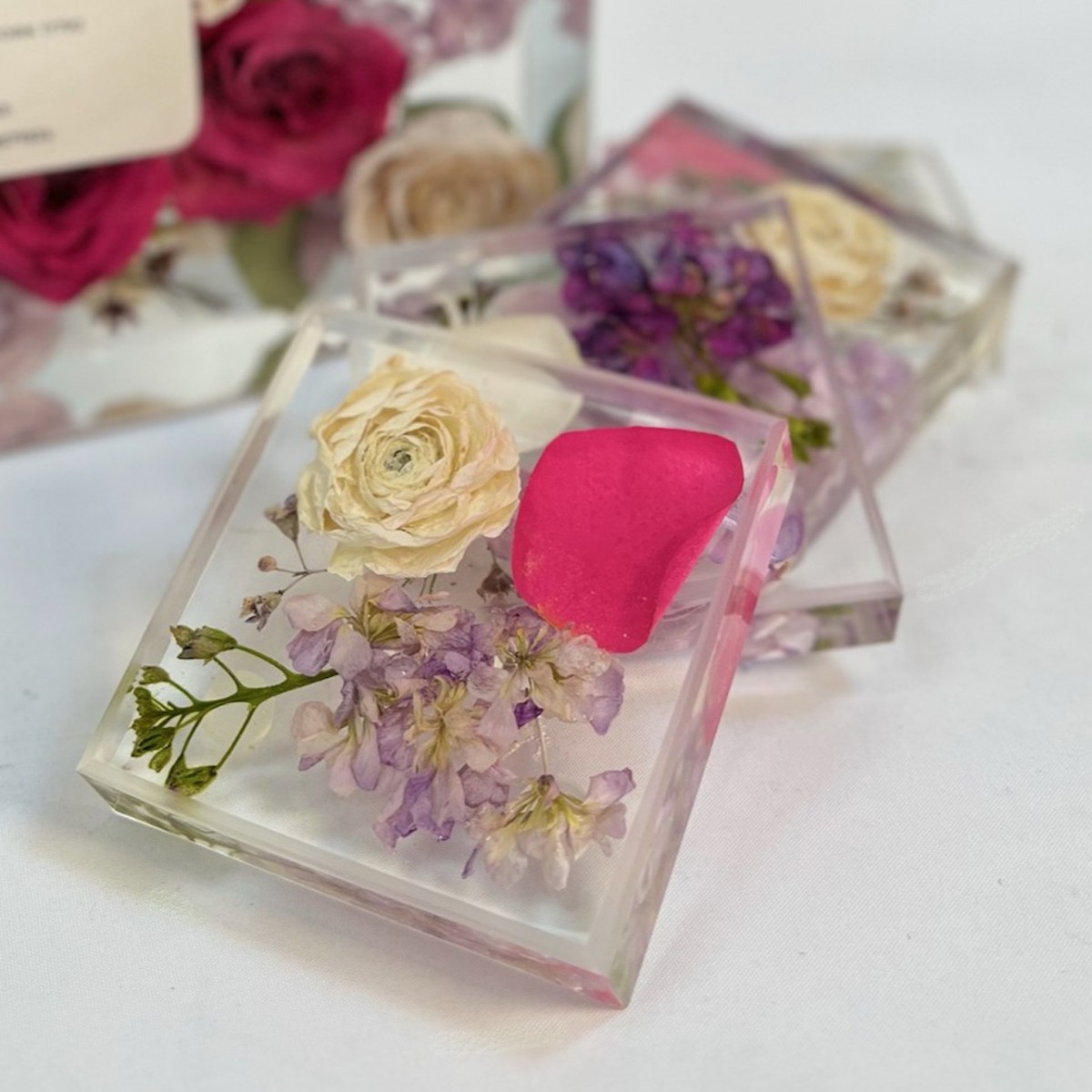 Crystal Clear Floral Mini Plaques (Set of 4) - Image 4